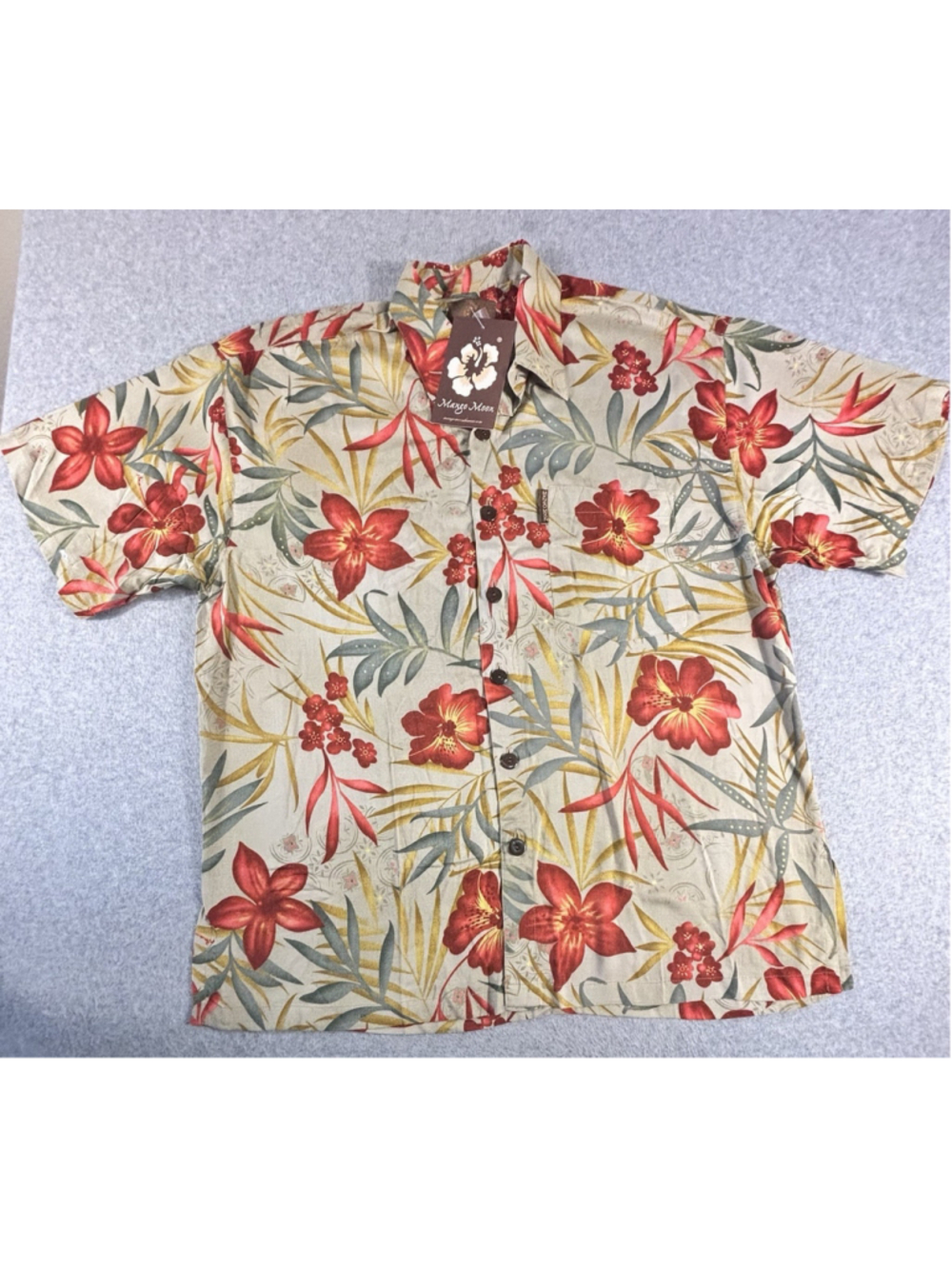 Mango Moon Hawaii Aloha Shirt Mens M Rayon Floral Hawaiian Camp NWT Tag 30921